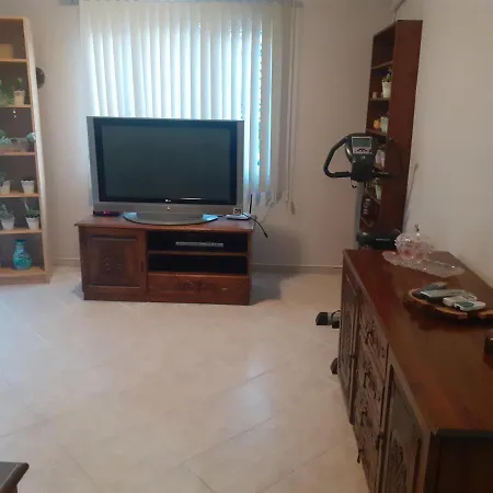 Oezyalcin 74 Apartmani Daire :1 Апартаменты