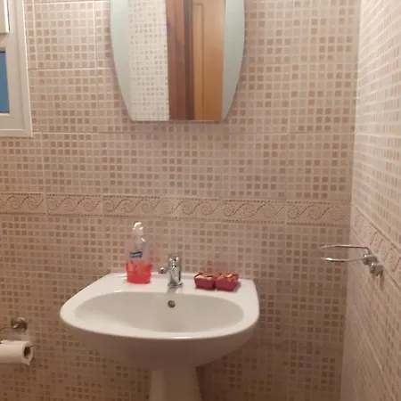 Oezyalcin 74 Apartmani Daire :1 Apartman Kerínia